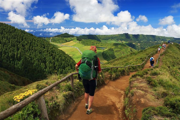 Unterwegs auf der größten Azoreninsel São Miguel ©Rechitan Sorin/adobestock